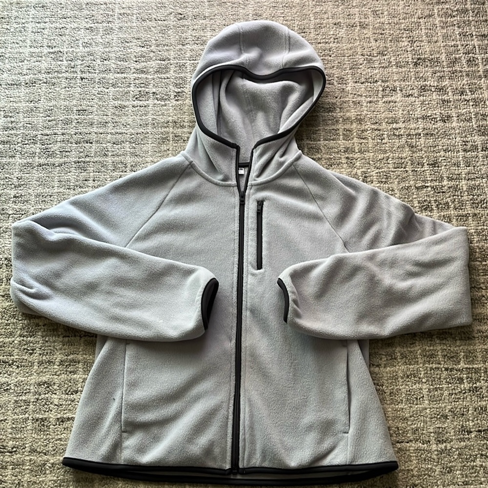 Uniqlo women’s hooded fleece zip up jacket, medium